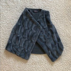 No sleeve sweater vest